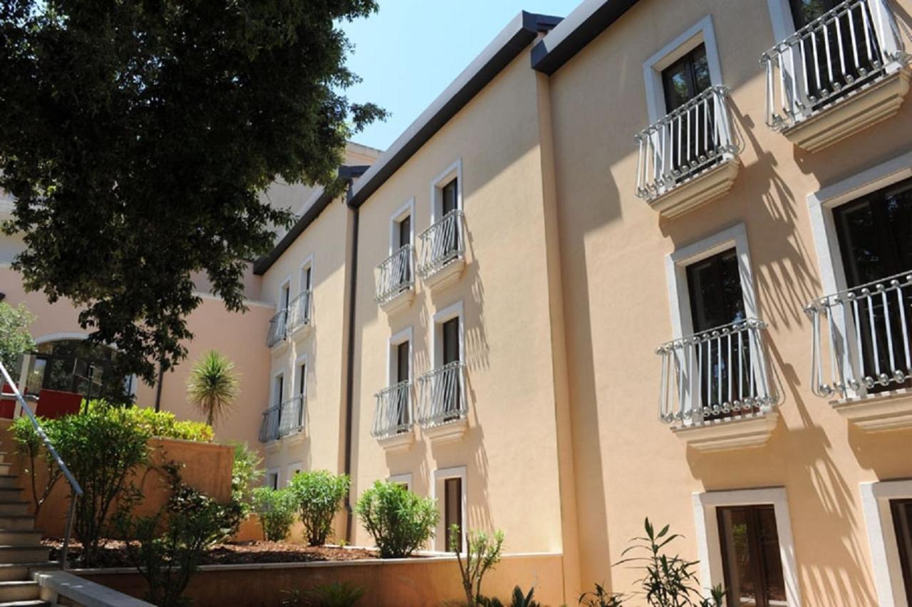 Hotel Villa Rosa Martina Franca Exterior foto
