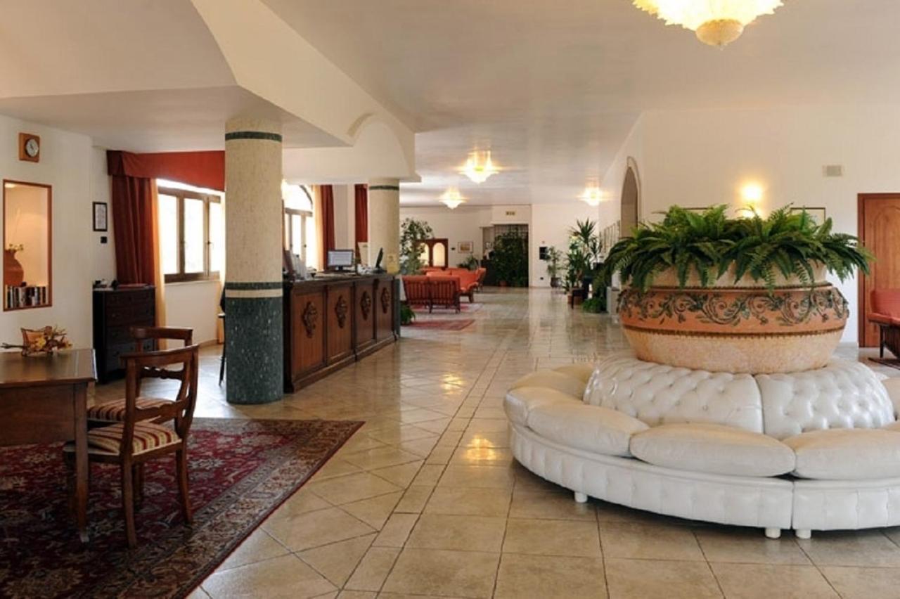 Hotel Villa Rosa Martina Franca Exterior foto
